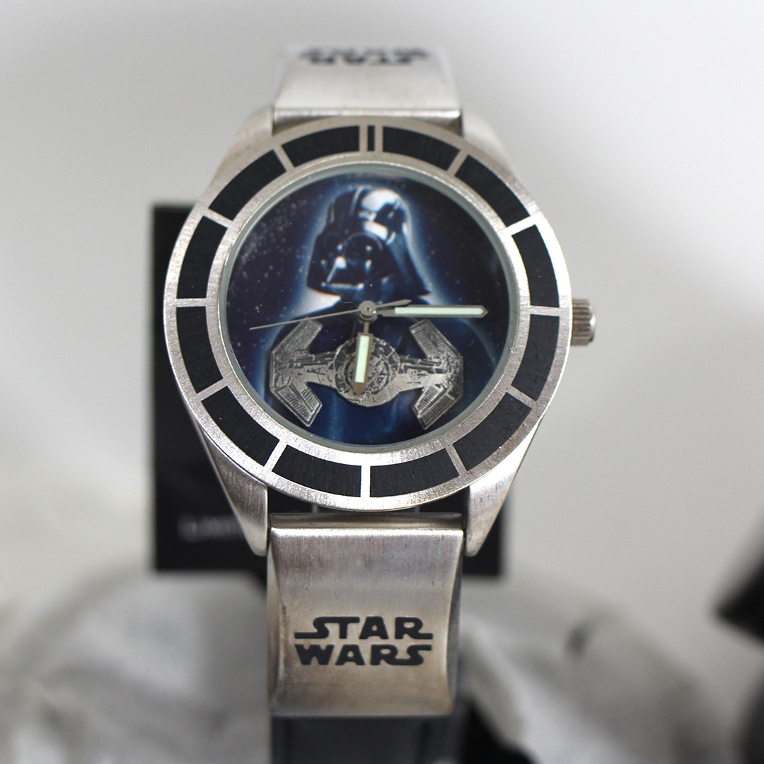Star War Darth Vader Tie Fighter Fossil Watch