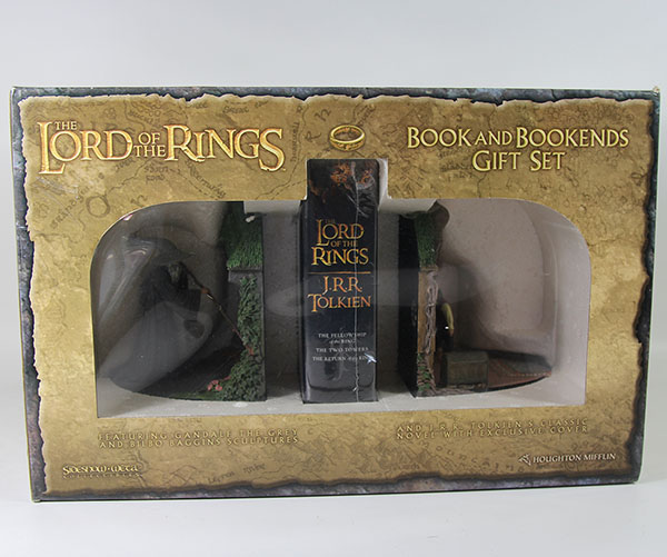 Lord of the Rings No Admittance Bilbo and Gandalf Bookends