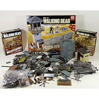 Walking Dead Prison Tower and Prison Gate Construction Set and Extra Figures